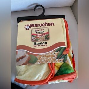 NWT Maruchan Ramen Noodle Throw Blanket